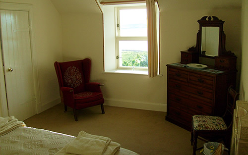 Upstairs Double bedroom